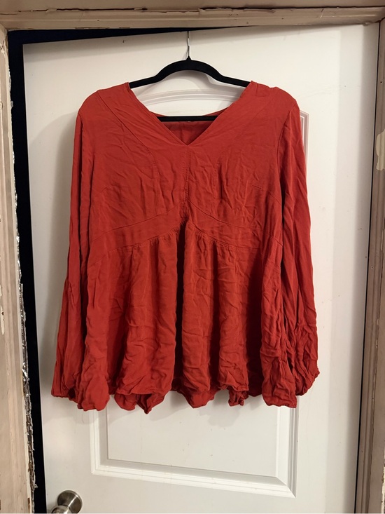Tops - Women's V-Neck Long Sleeve Peasant Top - Rust